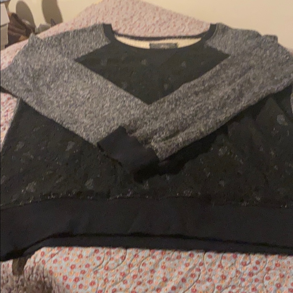 Central Park XL lace sweater